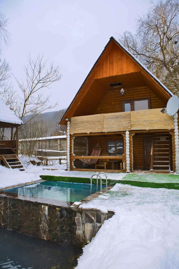 Troyanda Karpat Hotel Karpaty Esterno foto