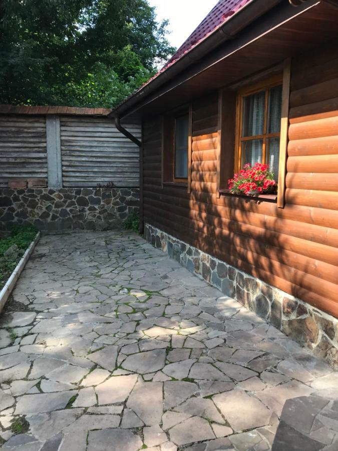 Troyanda Karpat Hotel Karpaty Esterno foto